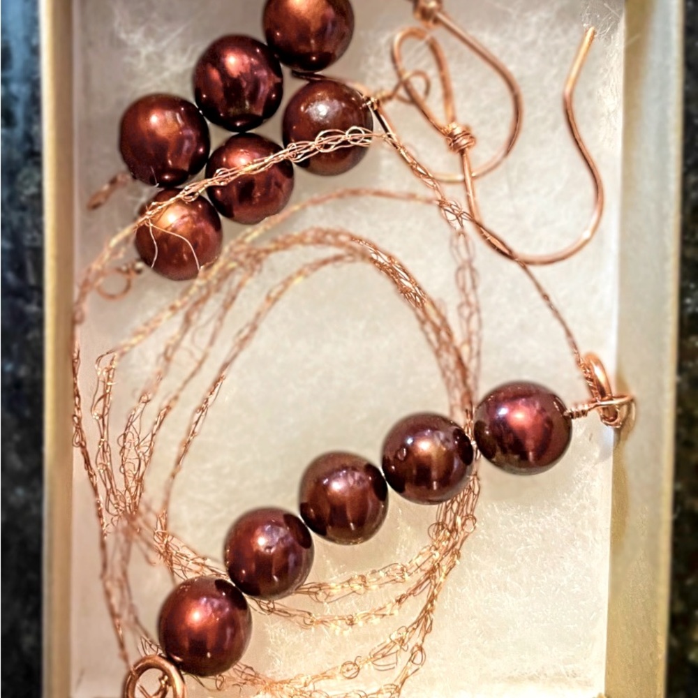 "Georgiana" from Pemberly Collection ~ Literati Love ~ Genuine Pearl Set